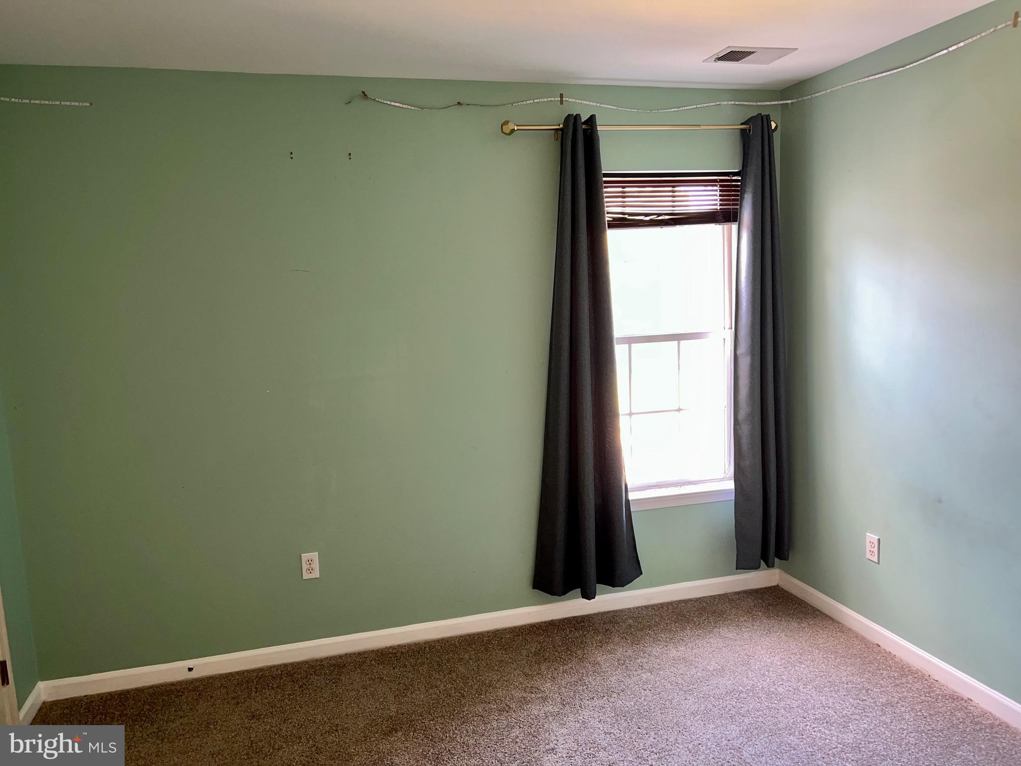 WOODMORE - Residential Lease