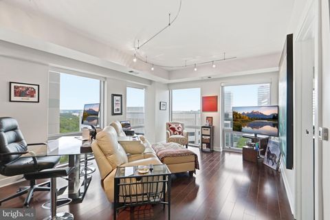 Photo of 1111 19th Street N #2003, ARLINGTON, VA 22209 (MLS # VAAR2072934)