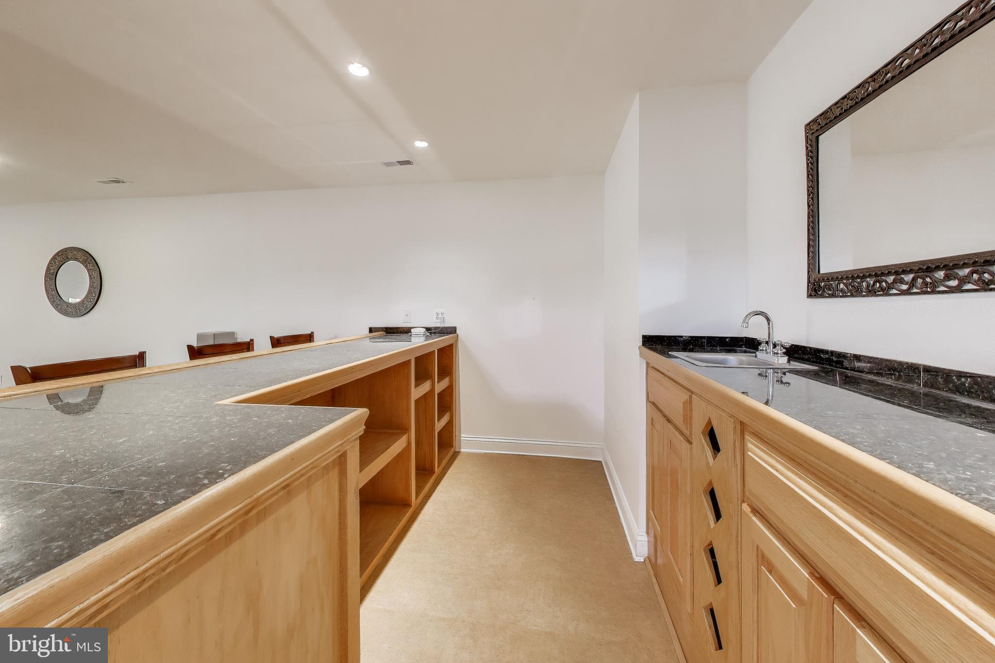 WHISPERING WOODS - Residential