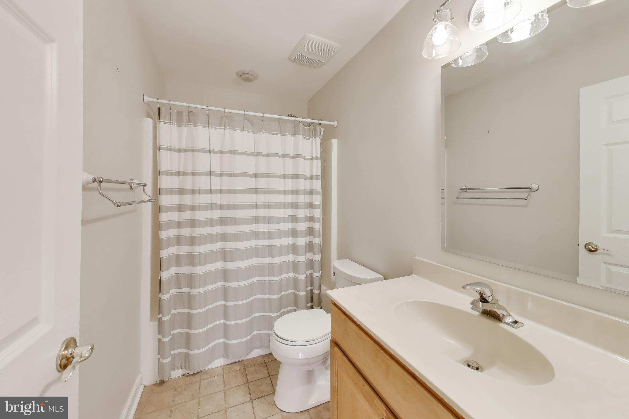 WHISPERING WOODS - Residential