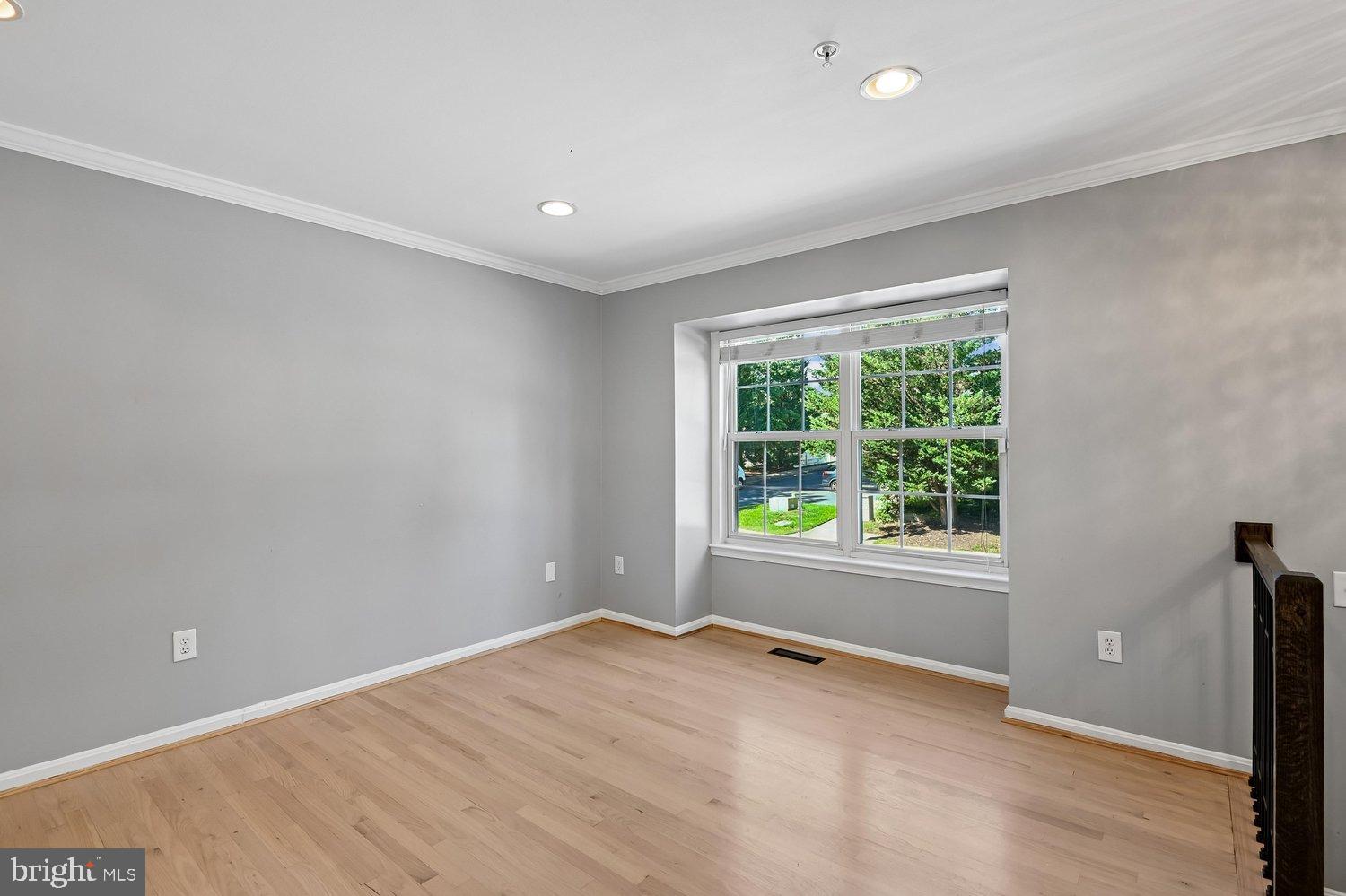 558 FRANCIS NICHOLSON WAY