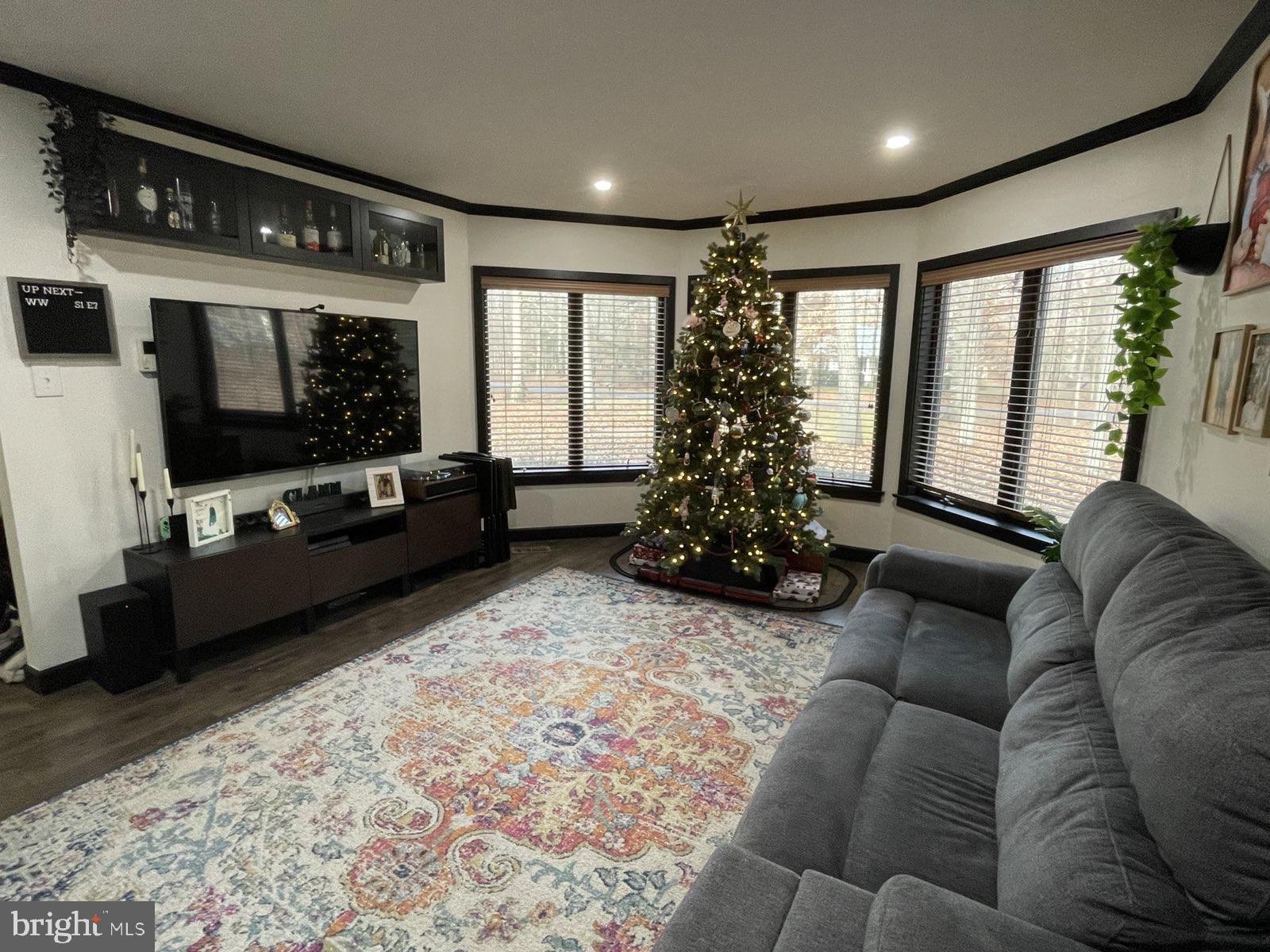 FOREST LANDING - Residential