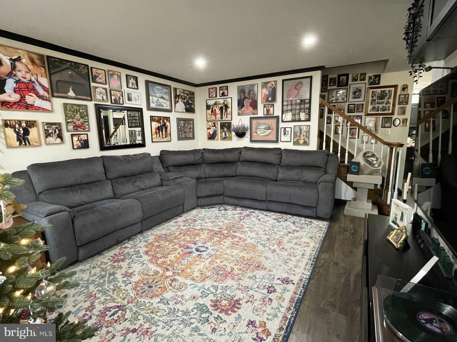 FOREST LANDING - Residential