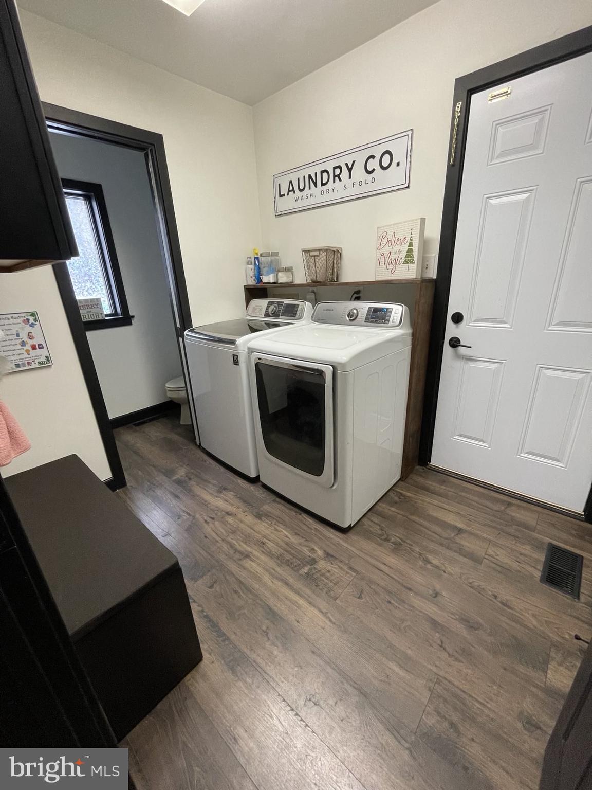 FOREST LANDING - Residential