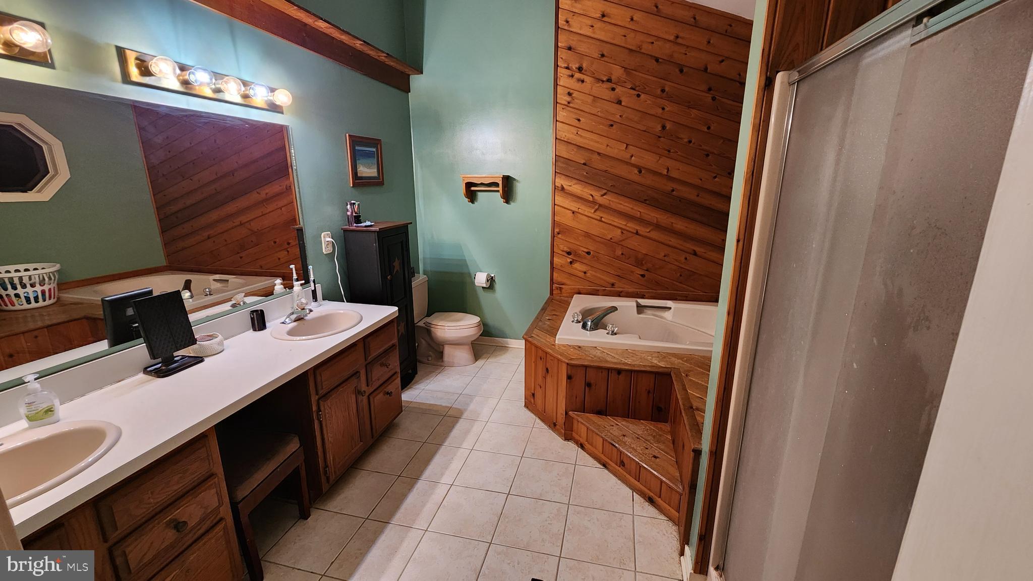 FOREST LANDING - Residential