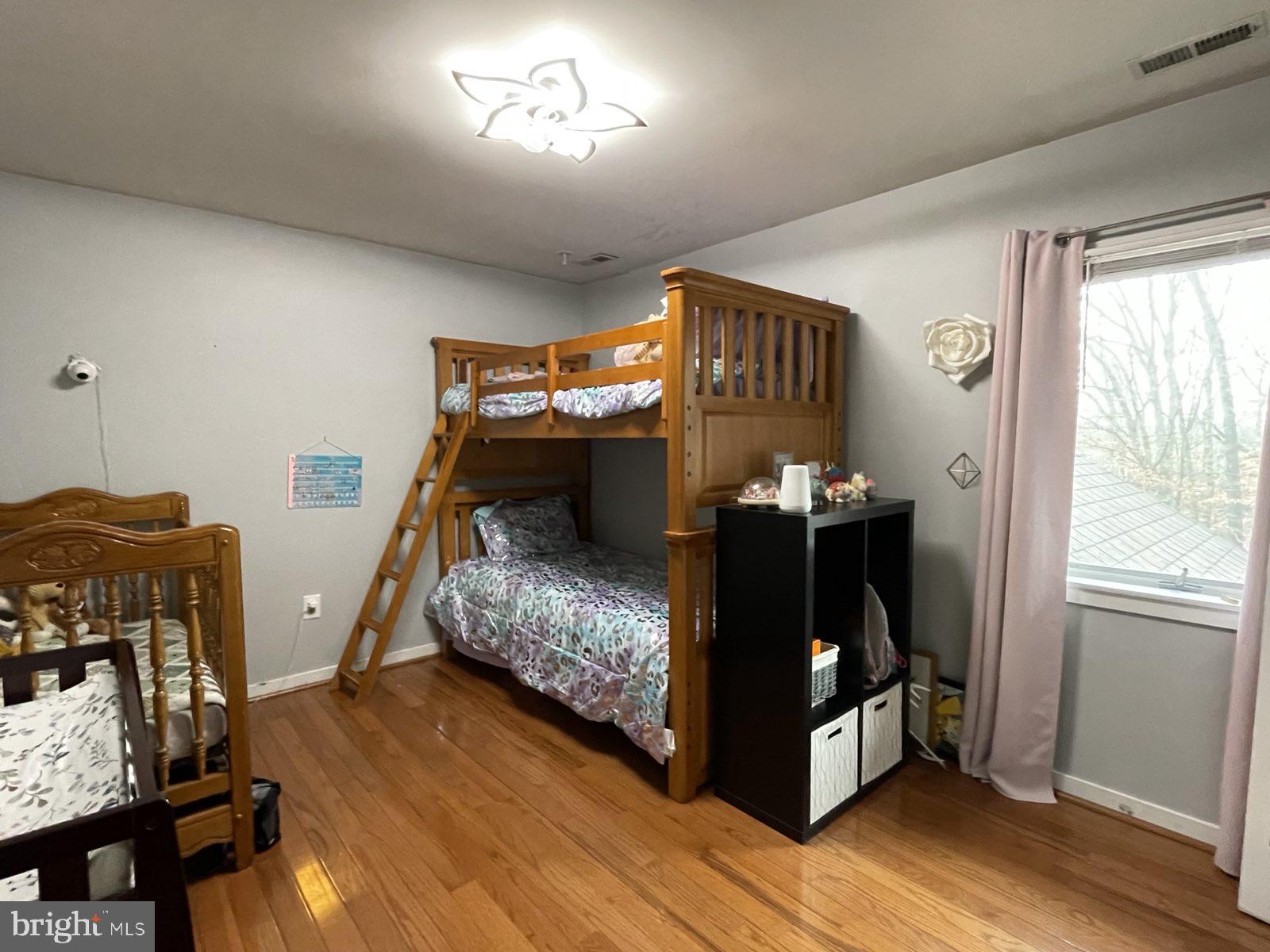 FOREST LANDING - Residential