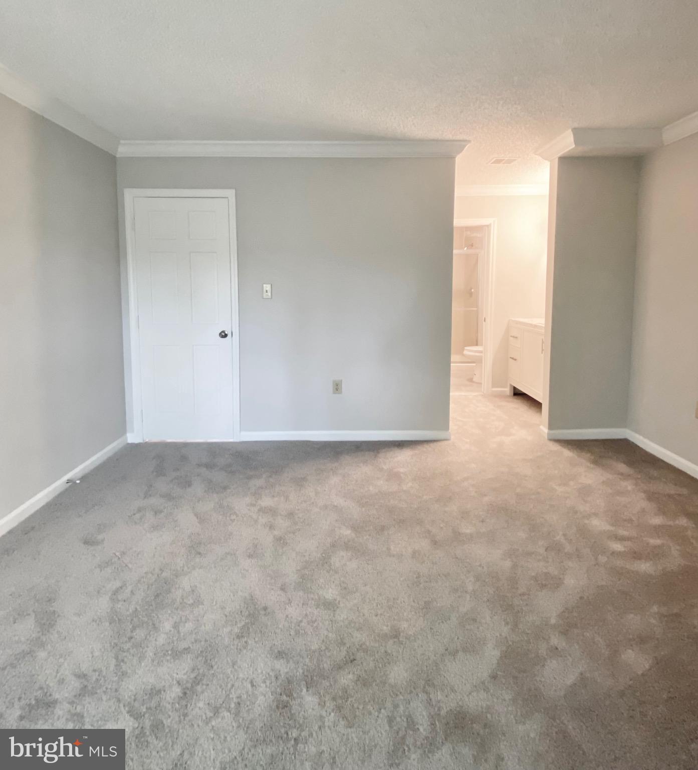 GLEN HOLLOW - Residential