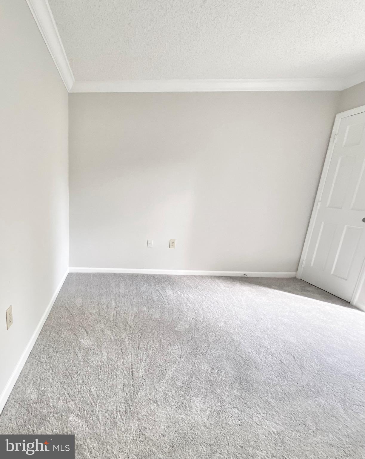 GLEN HOLLOW - Residential