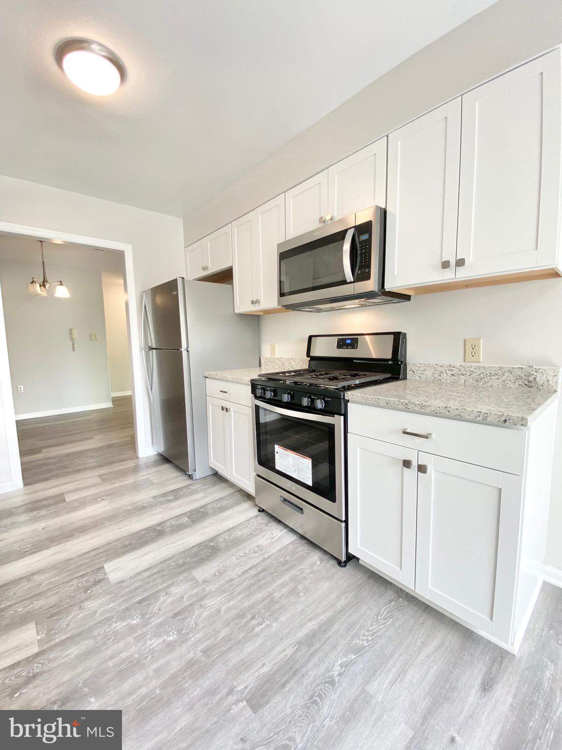 GLEN HOLLOW - Residential