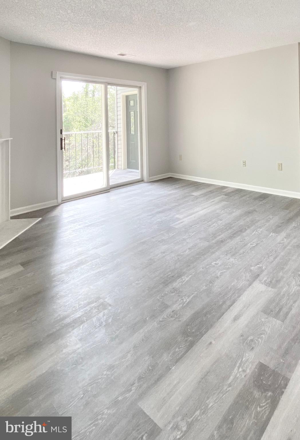 GLEN HOLLOW - Residential