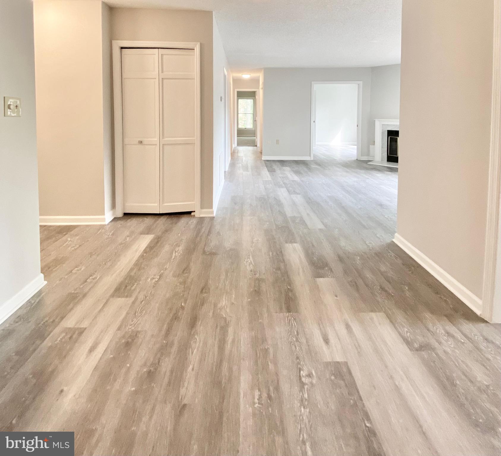 GLEN HOLLOW - Residential