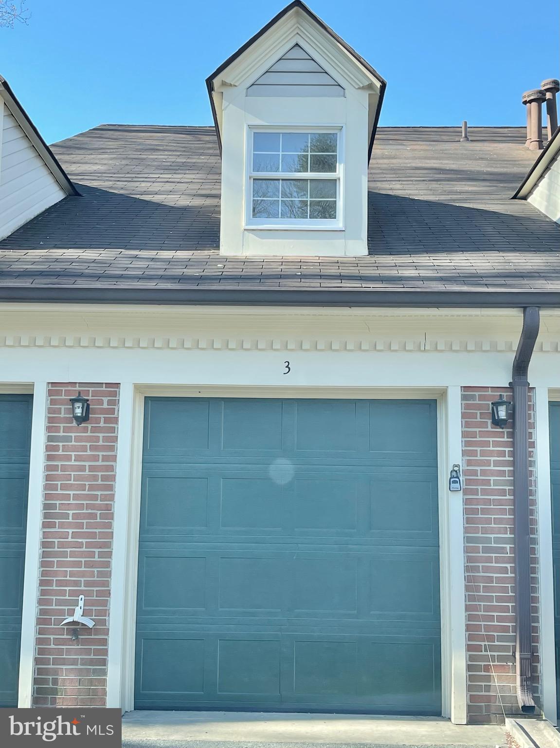 GLEN HOLLOW - Residential