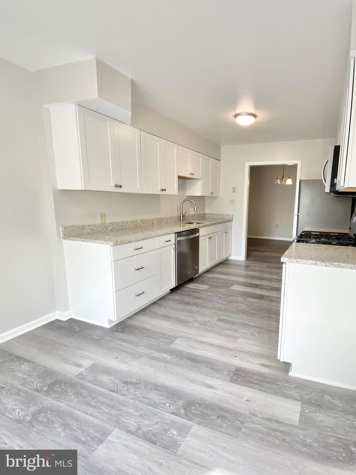 GLEN HOLLOW - Residential