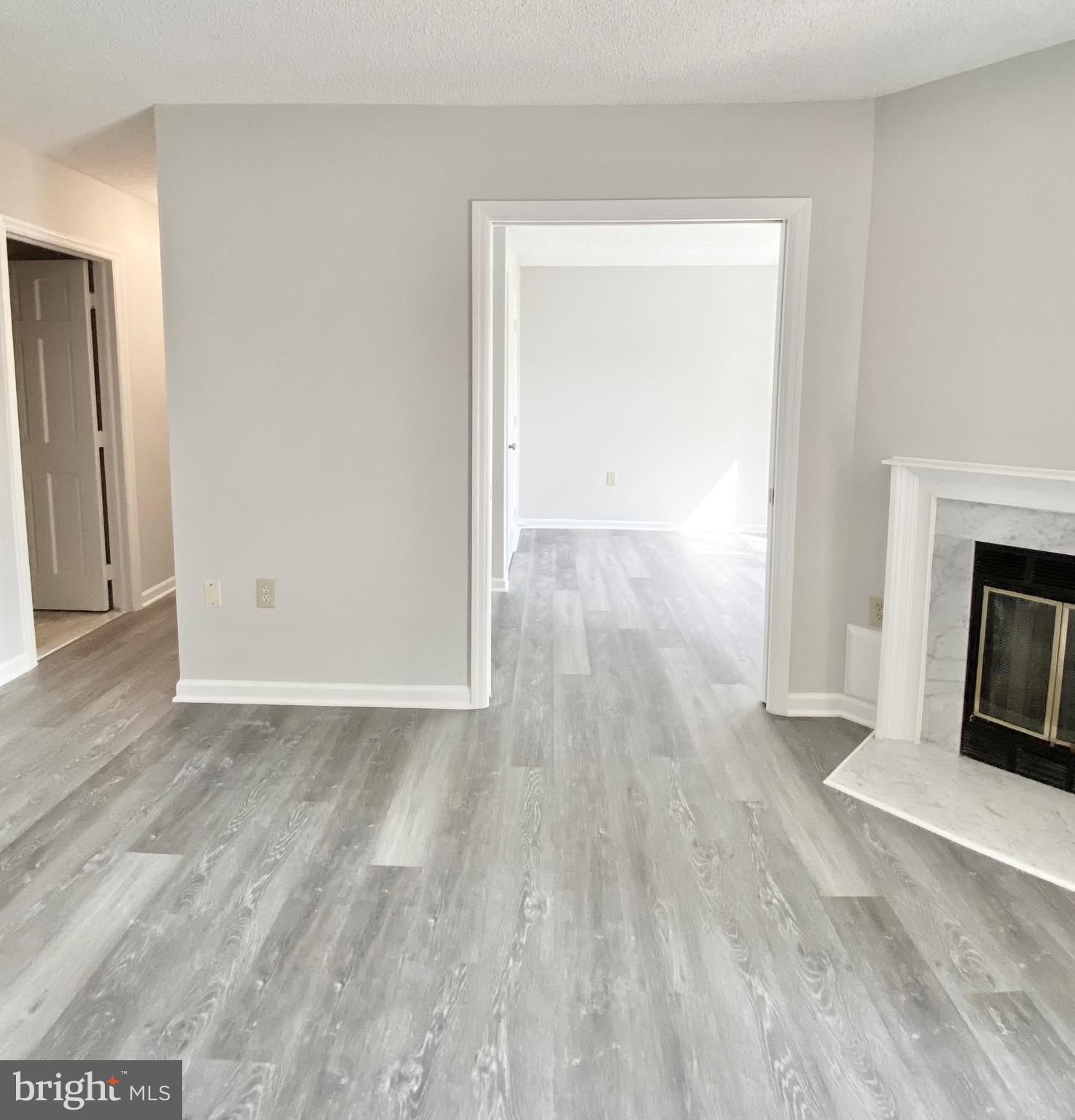 GLEN HOLLOW - Residential