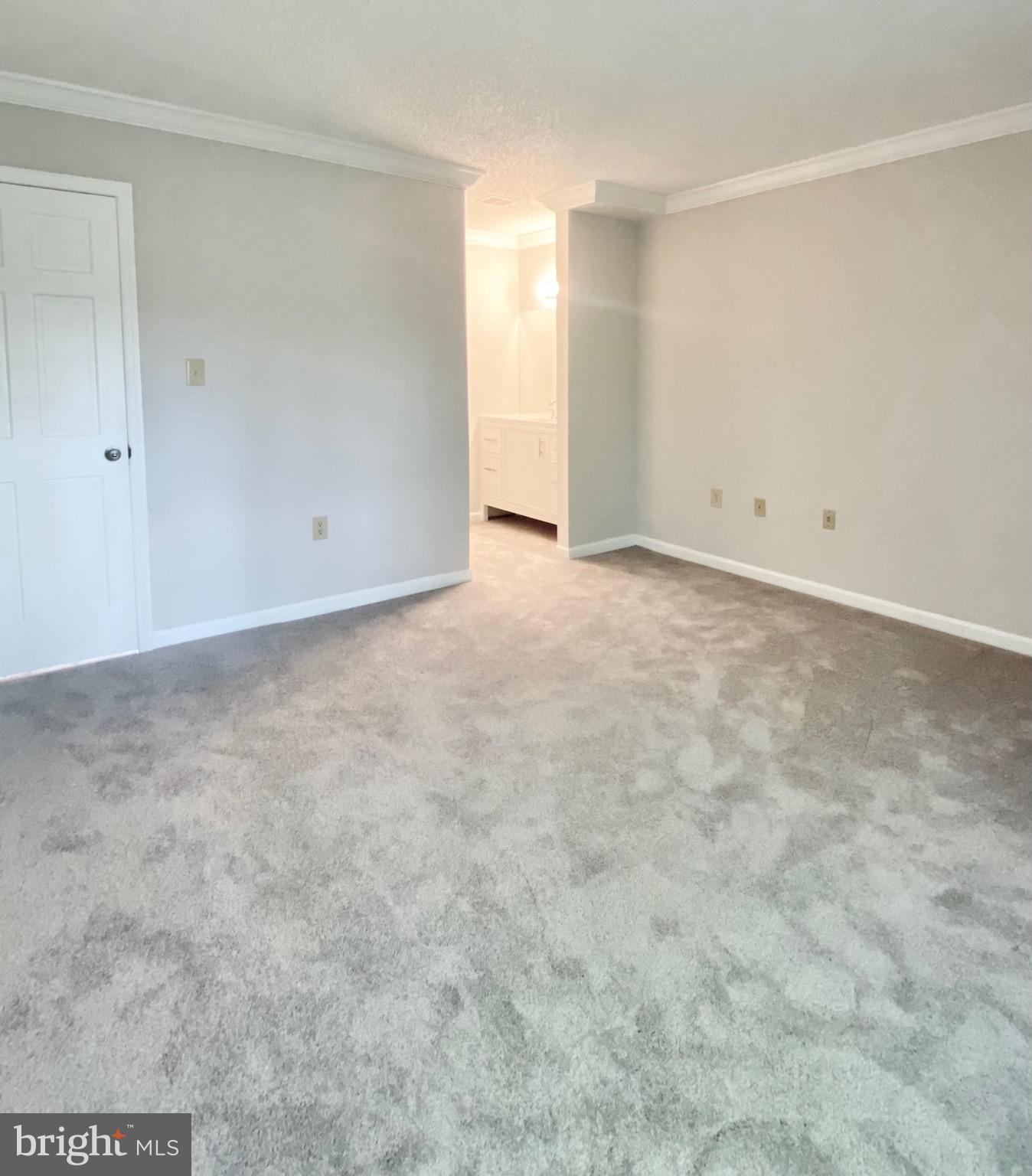 GLEN HOLLOW - Residential