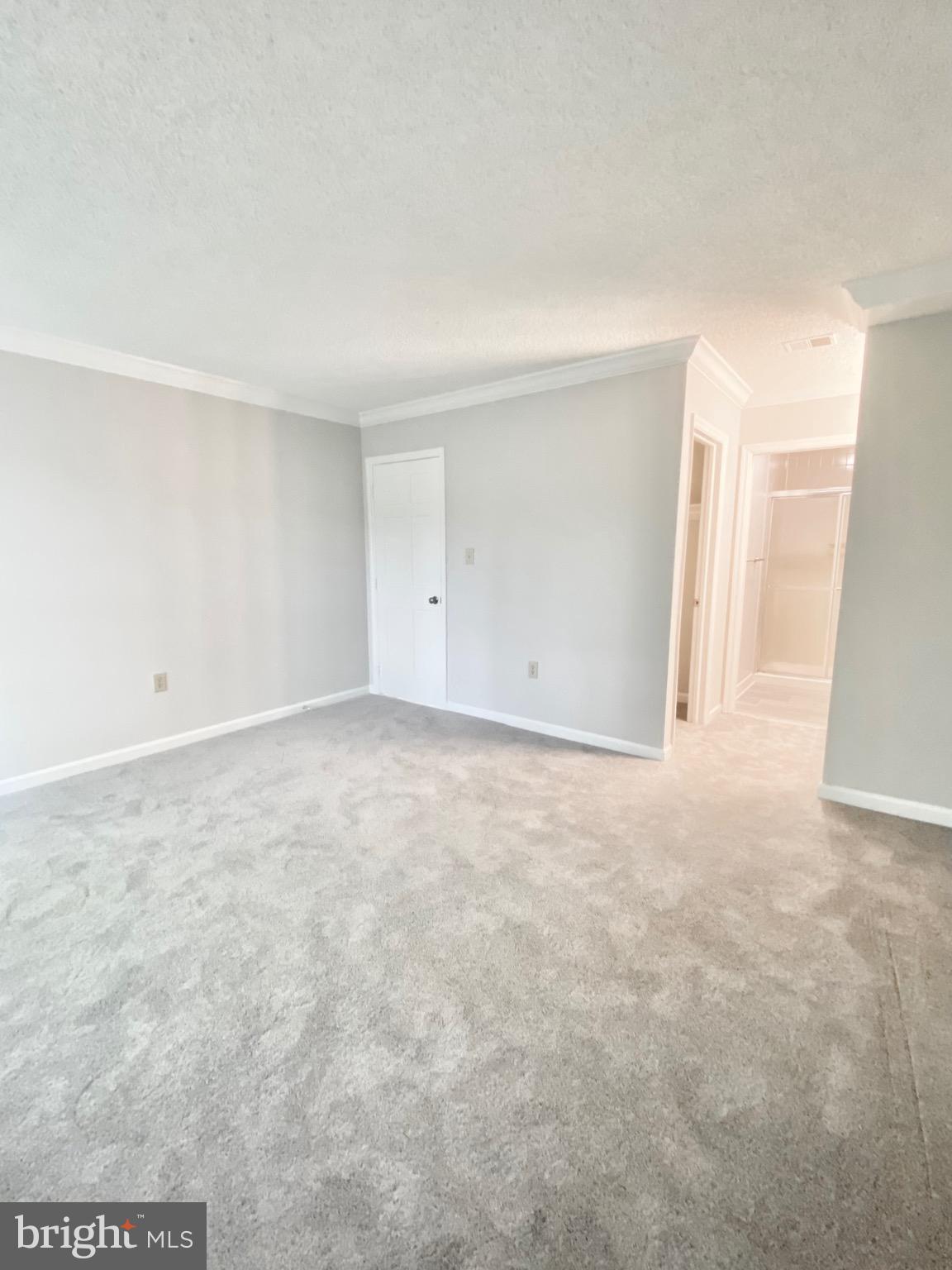 GLEN HOLLOW - Residential