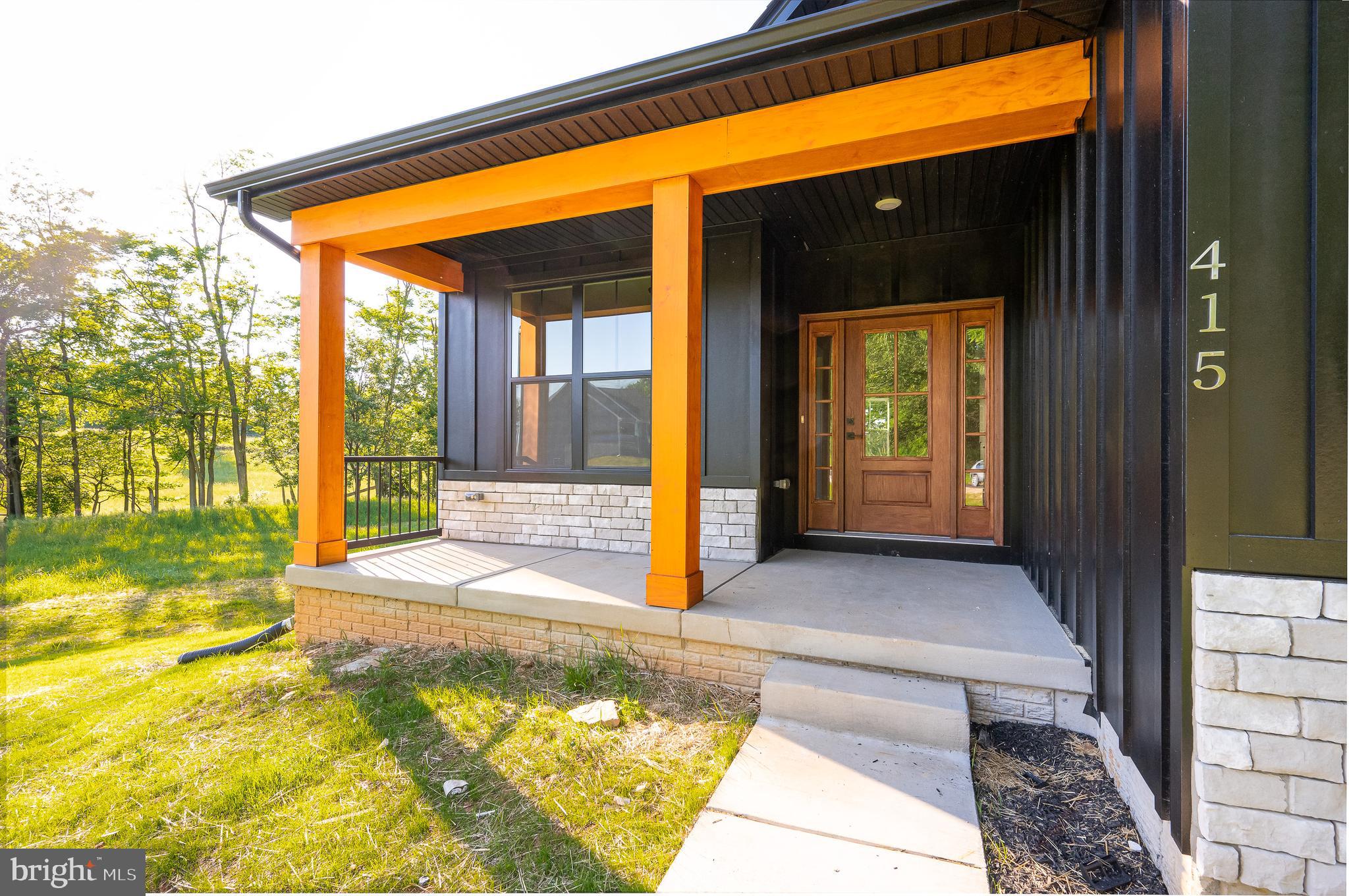 POTOMAC RIDGE - Residential