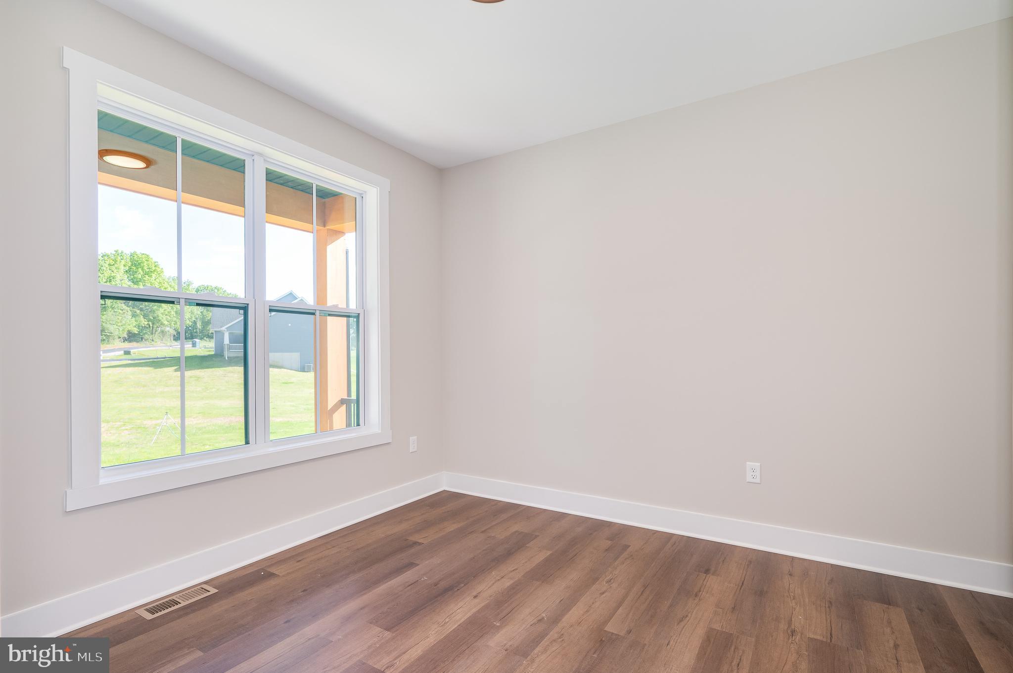 POTOMAC RIDGE - Residential