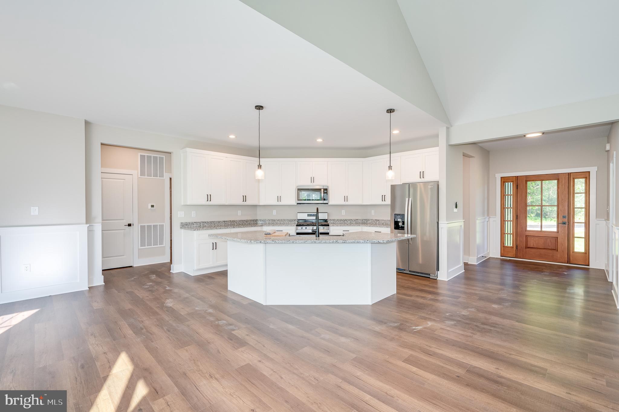 POTOMAC RIDGE - Residential