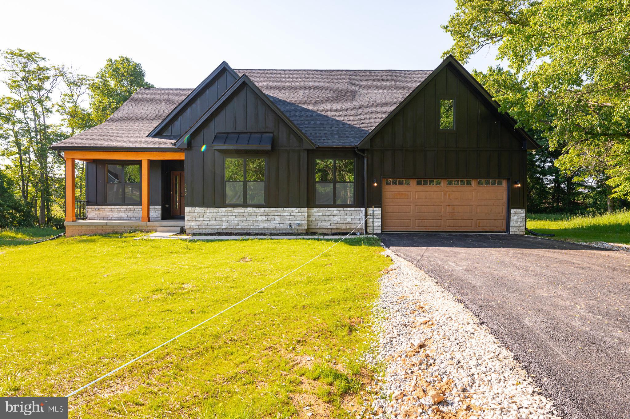 POTOMAC RIDGE - Residential