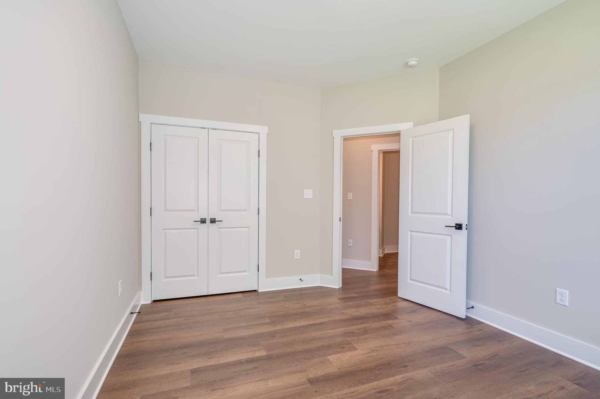 POTOMAC RIDGE - Residential