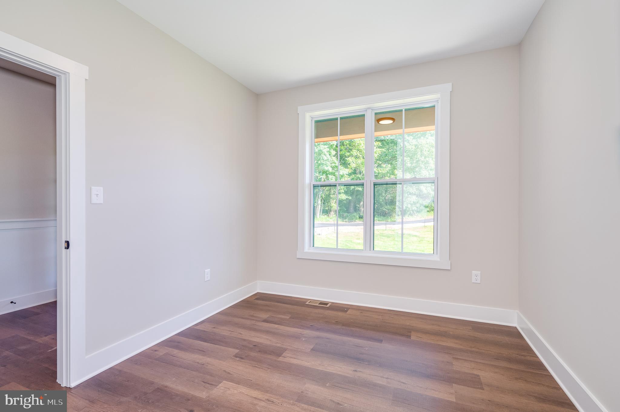 POTOMAC RIDGE - Residential