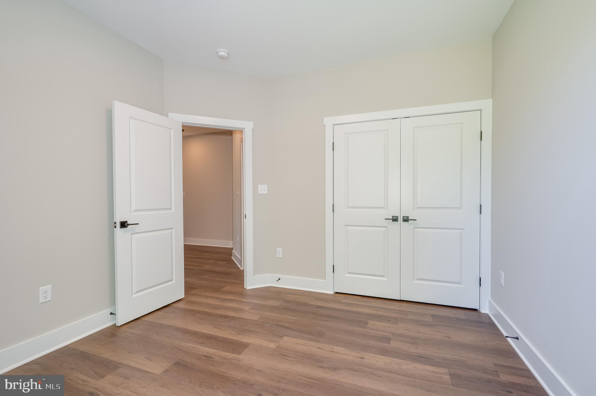 POTOMAC RIDGE - Residential