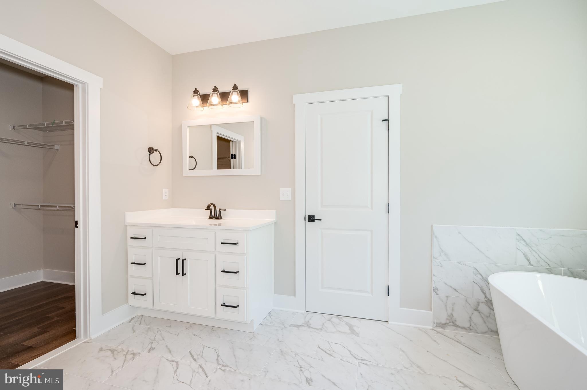 POTOMAC RIDGE - Residential