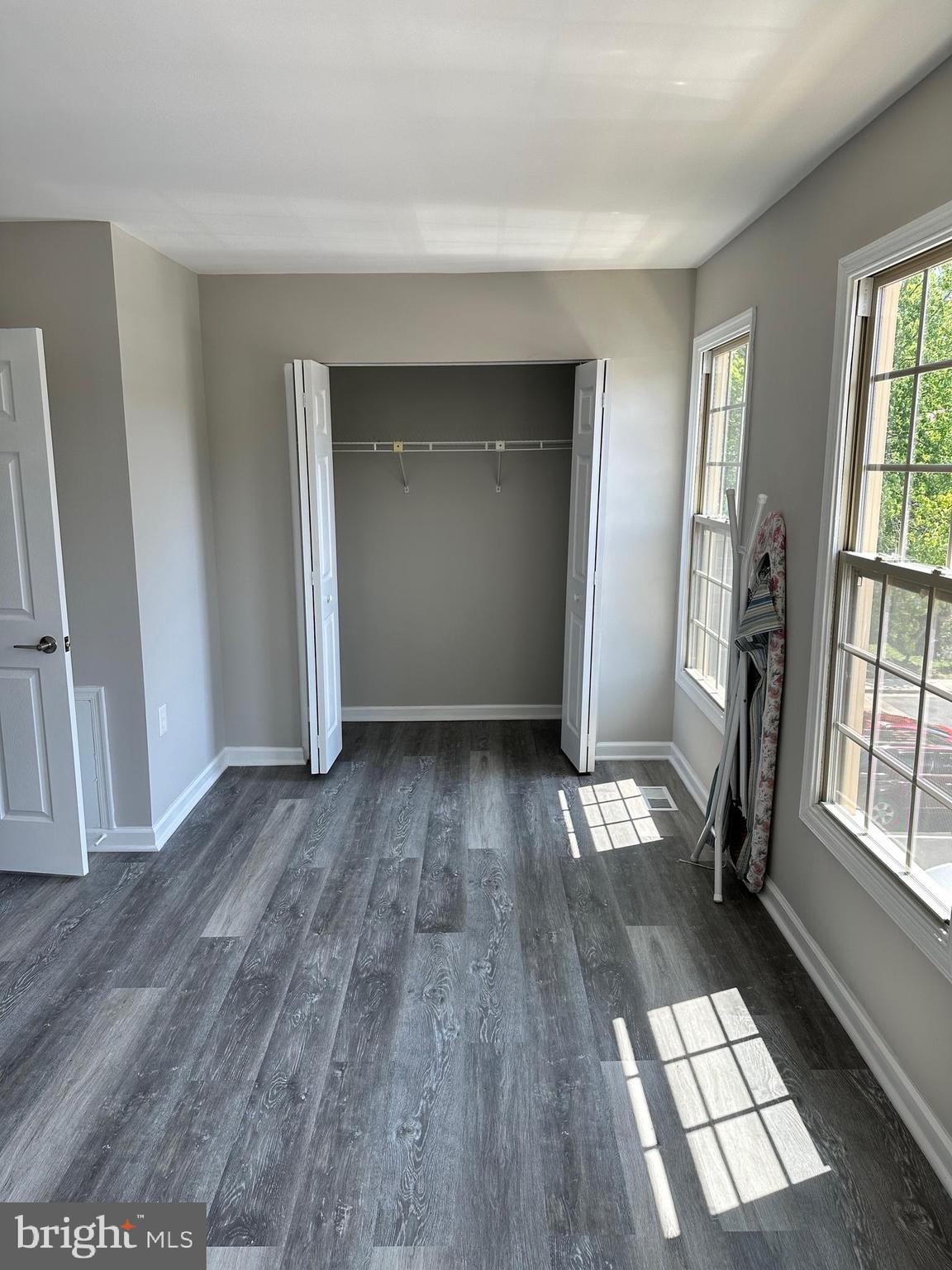 ASHTON GLEN - Residential Lease