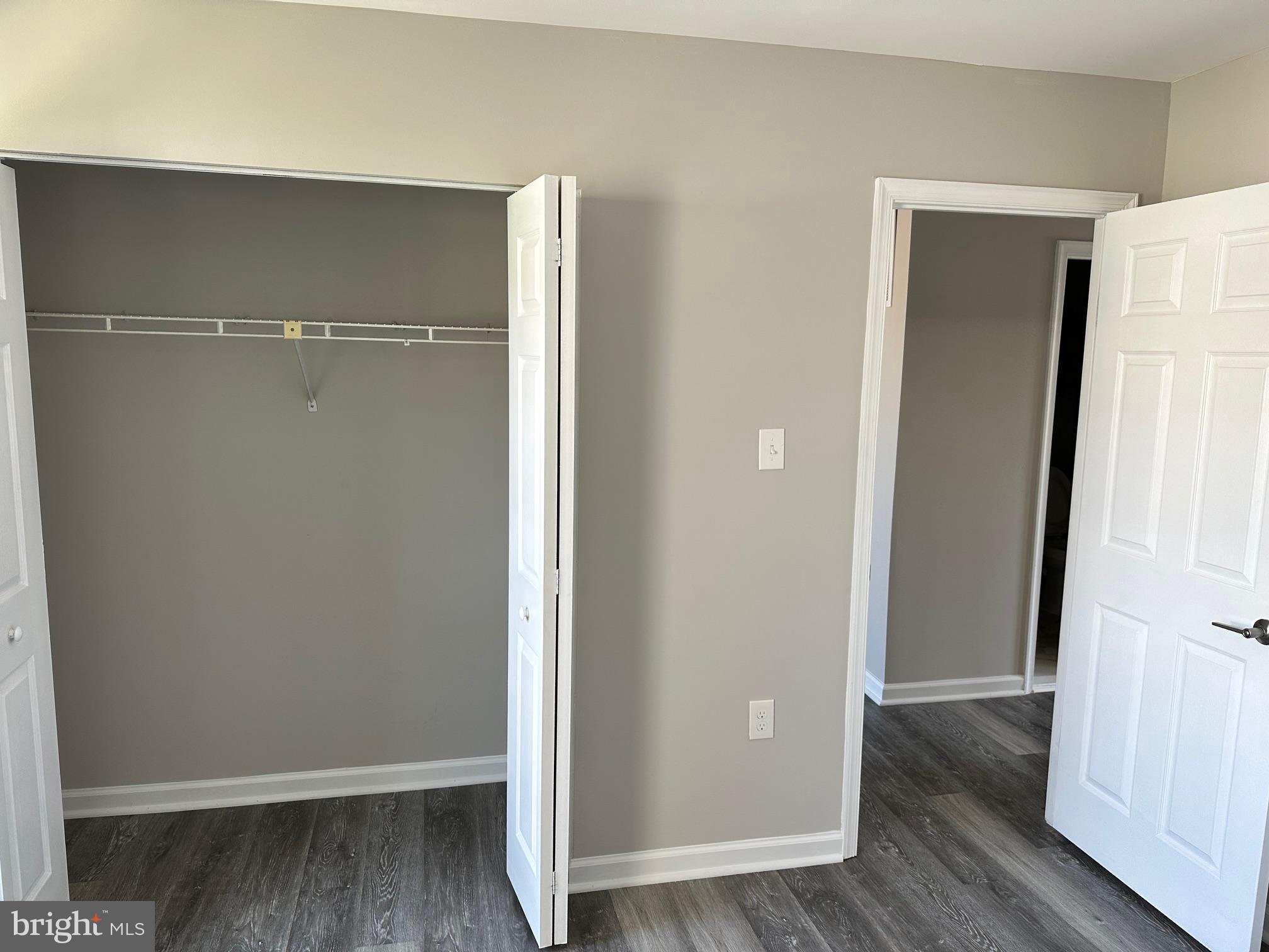 ASHTON GLEN - Residential Lease