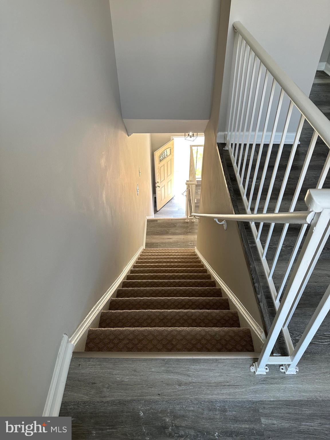 ASHTON GLEN - Residential Lease