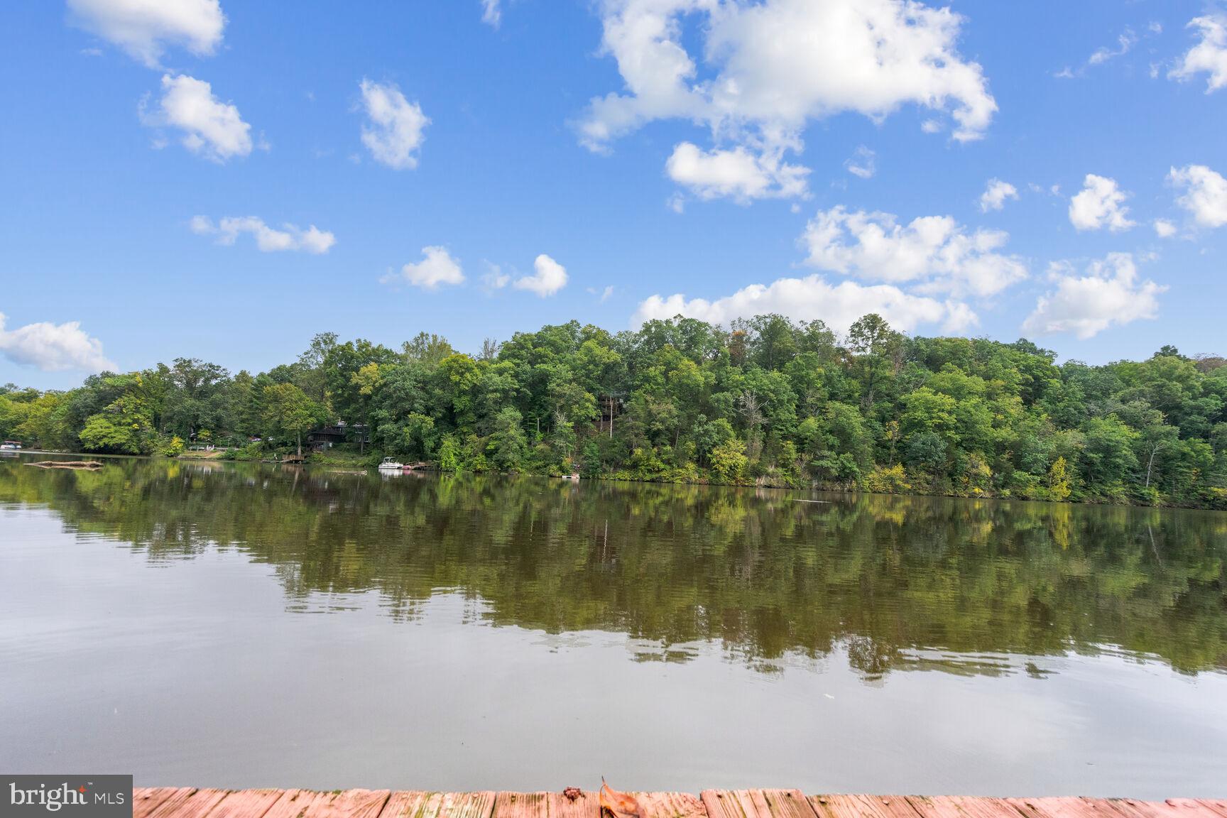 MCGRATH LAKE JACKSON SHO - Residential