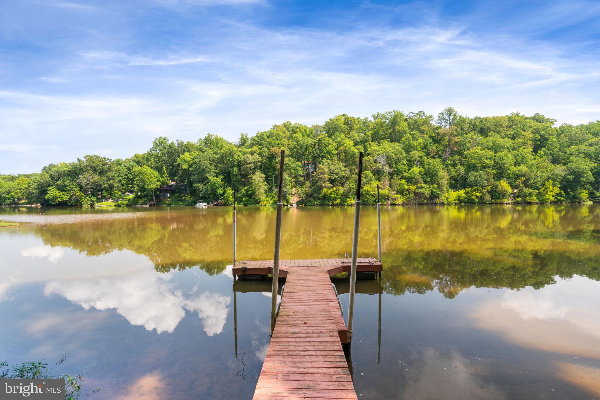 MCGRATH LAKE JACKSON SHO - Residential