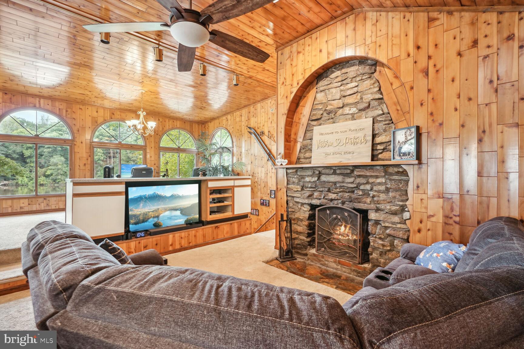 MCGRATH LAKE JACKSON SHO - Residential