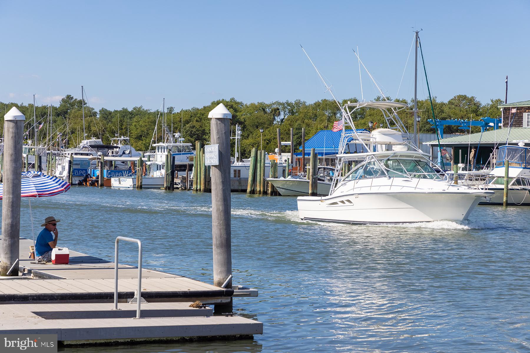 WOODS COVE - Residential