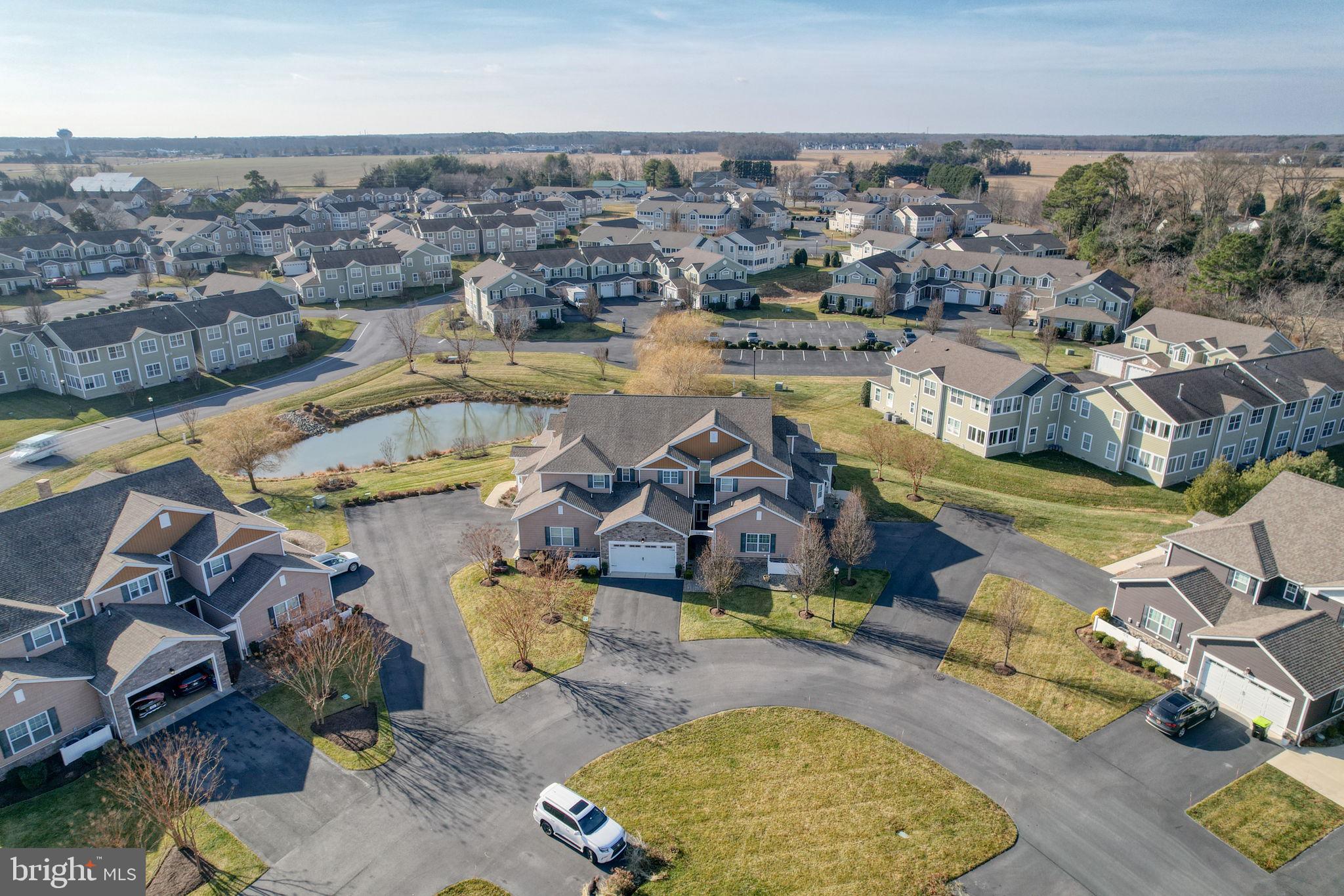 WOODS COVE - Residential