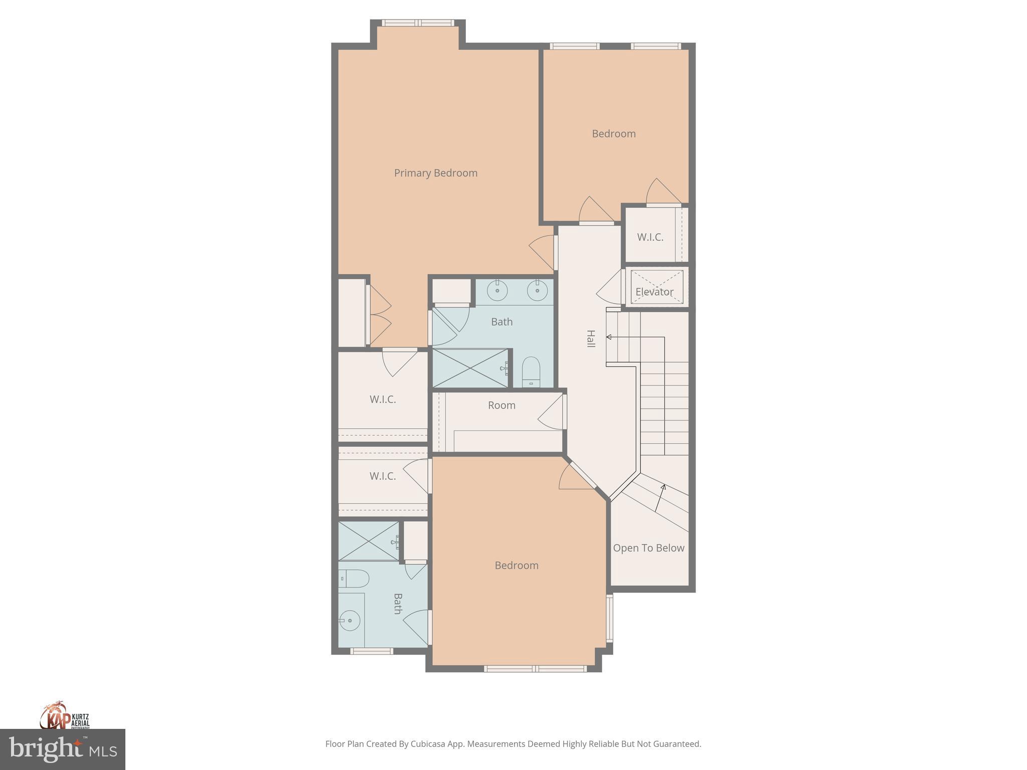 WOODS COVE - Residential