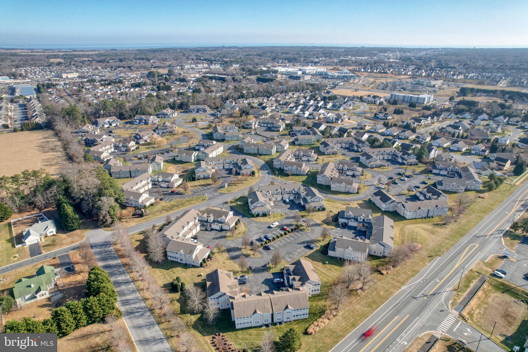 WOODS COVE - Residential