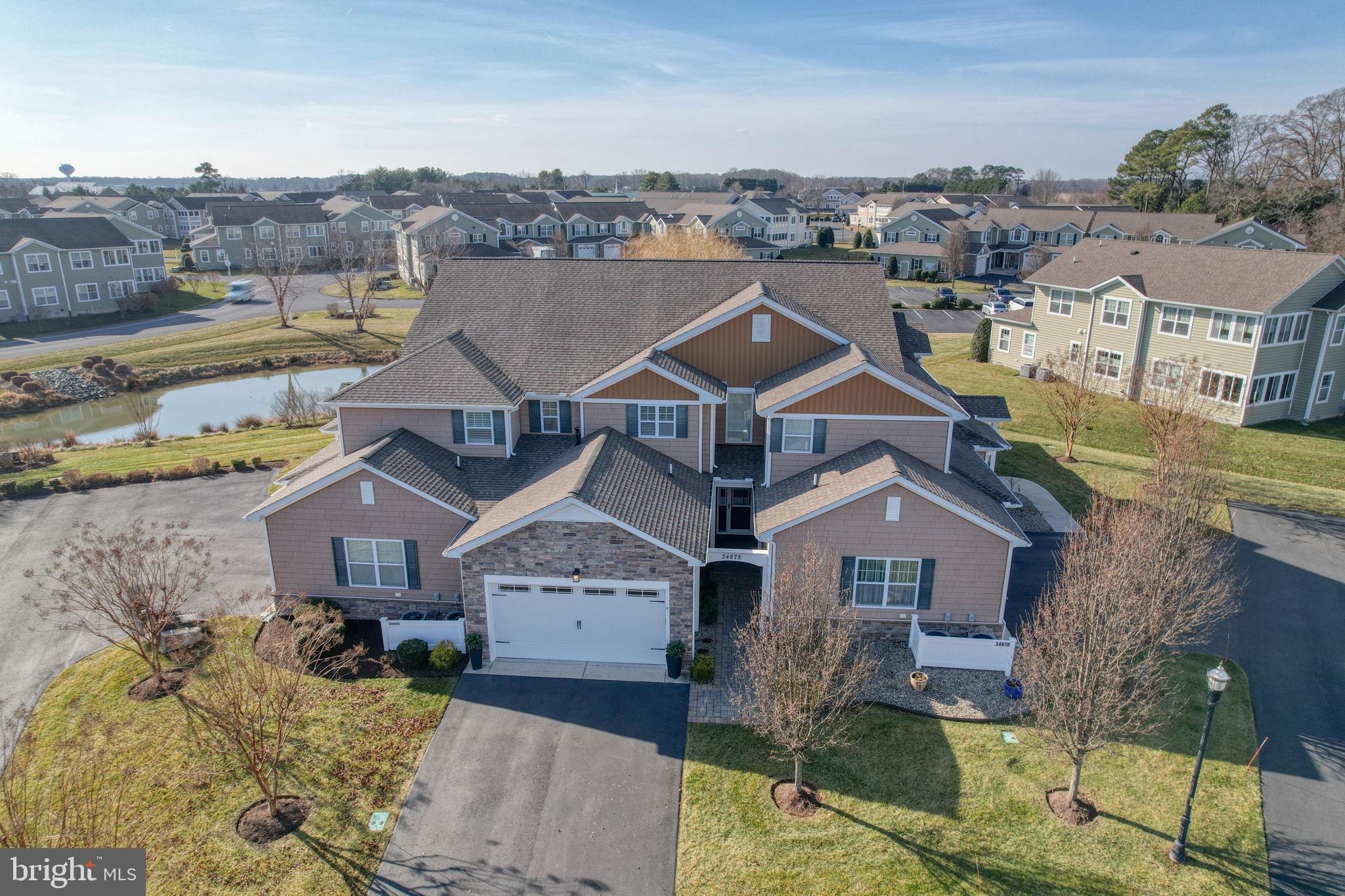 WOODS COVE - Residential