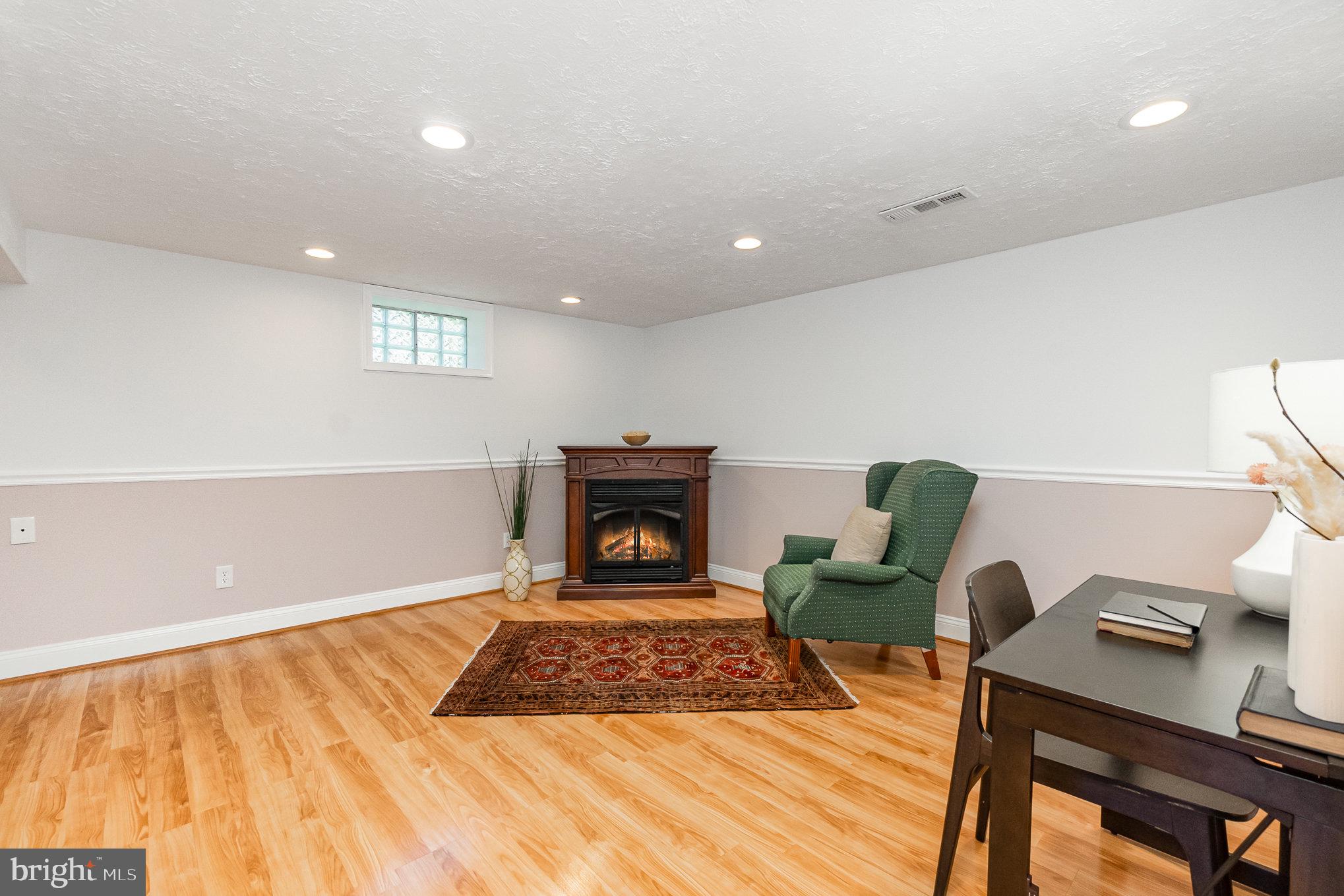 PERRY HALL GARDENS - Residential