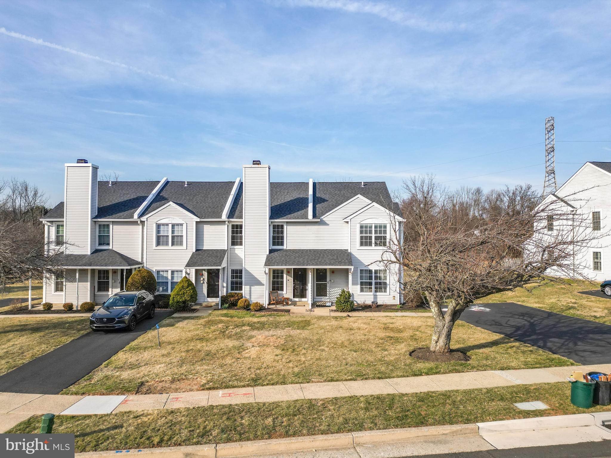 COUNTRY BEND - Residential