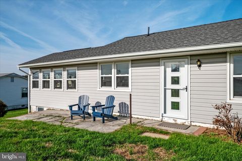 Property photo of 5115 Bay Parkway, Huntingtown, MD 20639