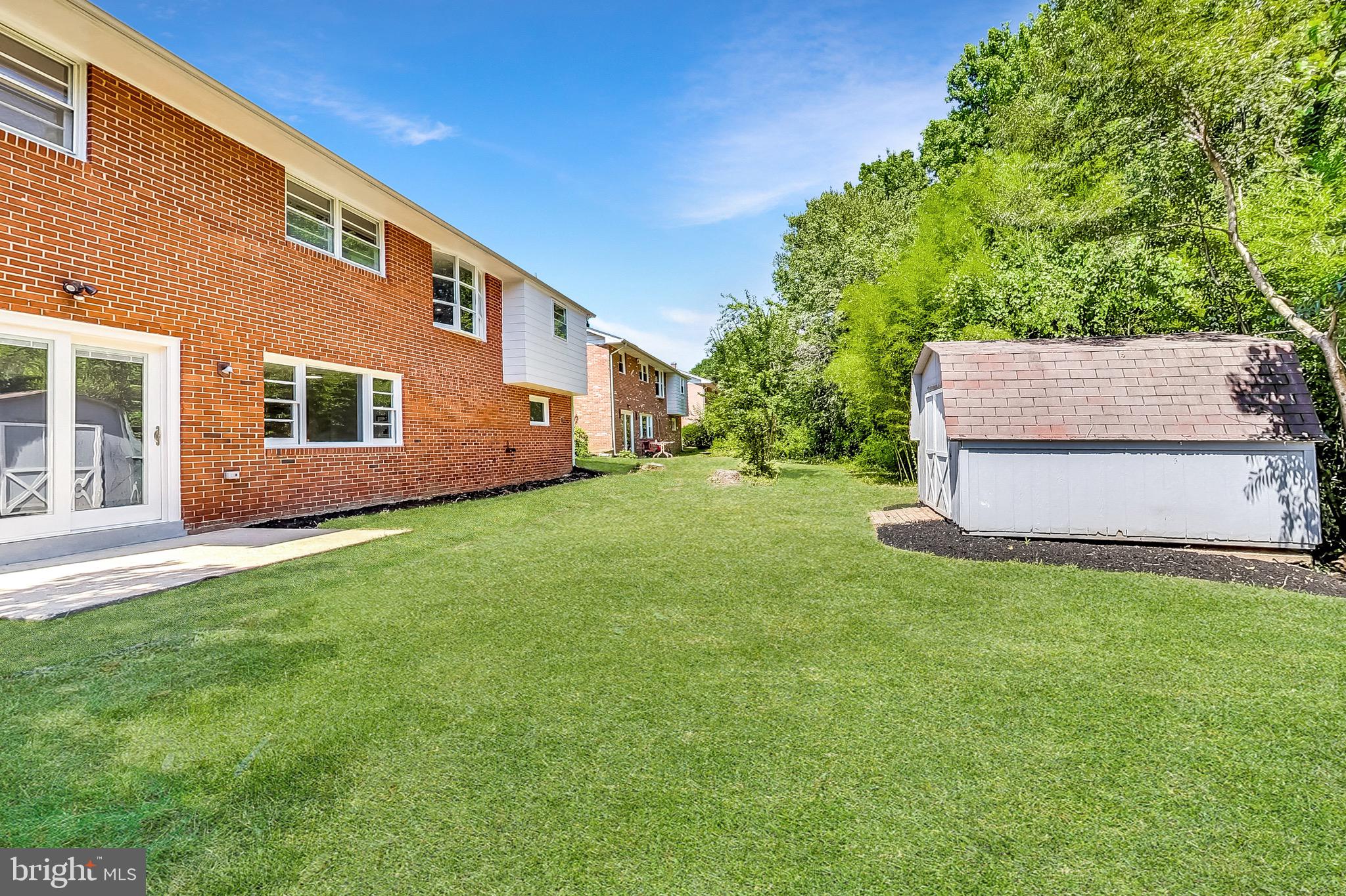 COLLEGE PARK WOODS - Residential