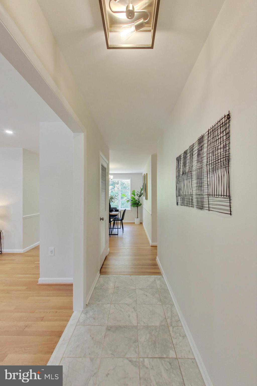 COLLEGE PARK WOODS - Residential