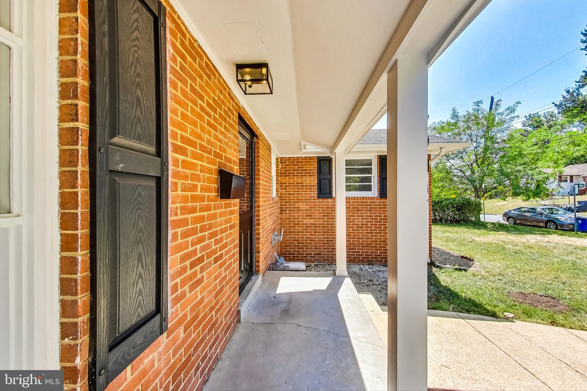 COLLEGE PARK WOODS - Residential