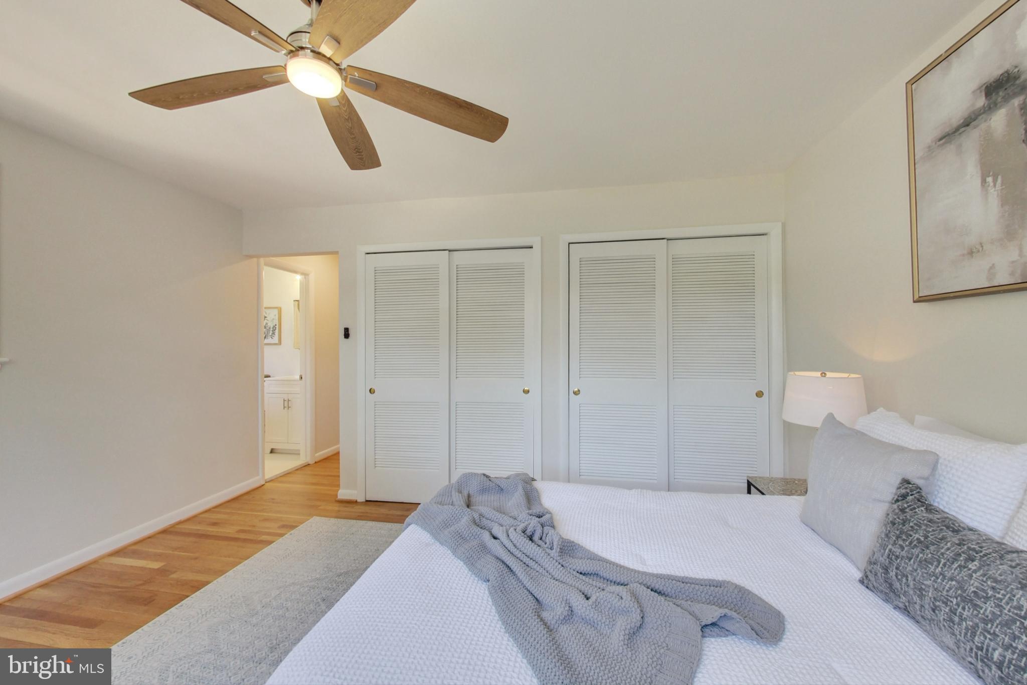 COLLEGE PARK WOODS - Residential