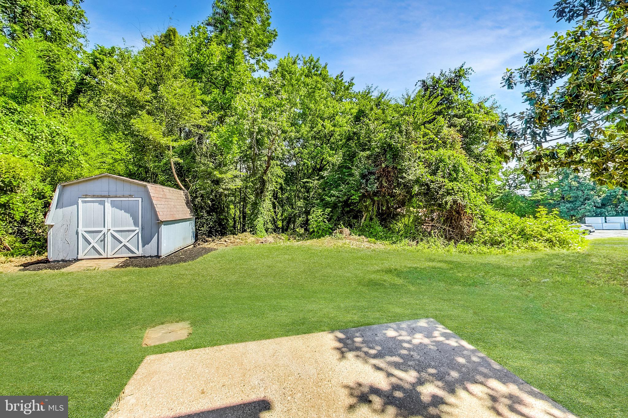 COLLEGE PARK WOODS - Residential