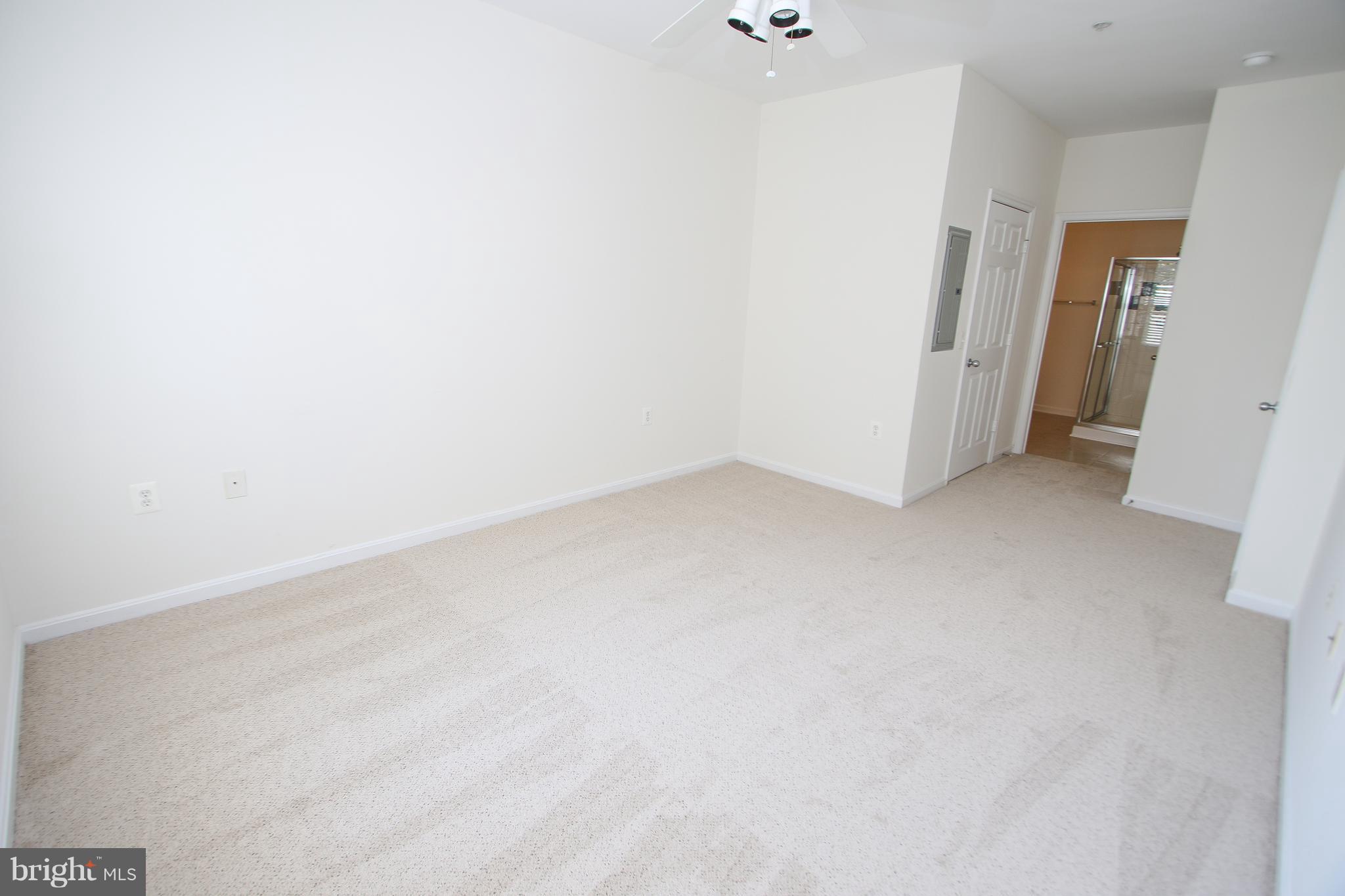 FAIRFAX RIDGE - Residential