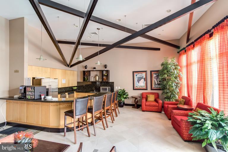 FAIRFAX RIDGE - Residential