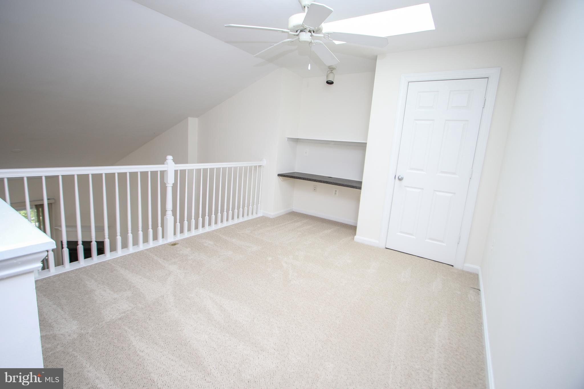 FAIRFAX RIDGE - Residential